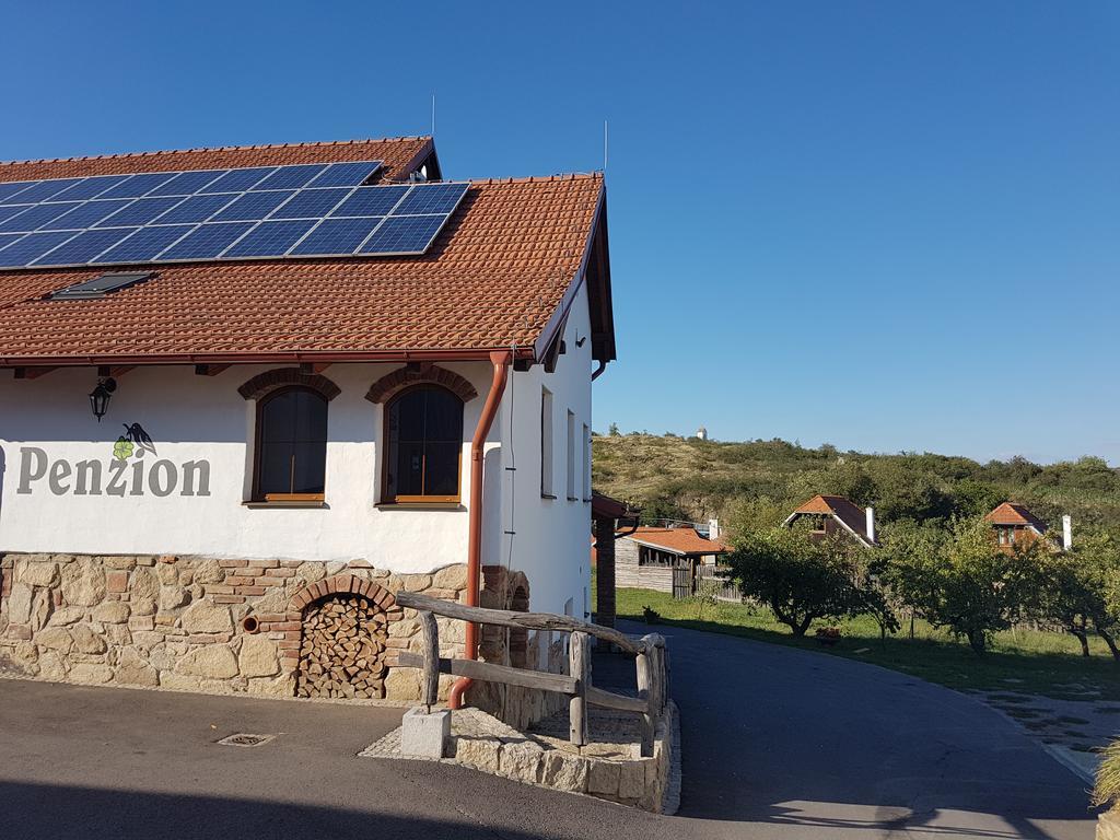 Osada Havranu Hotel Hnanice  Bagian luar foto
