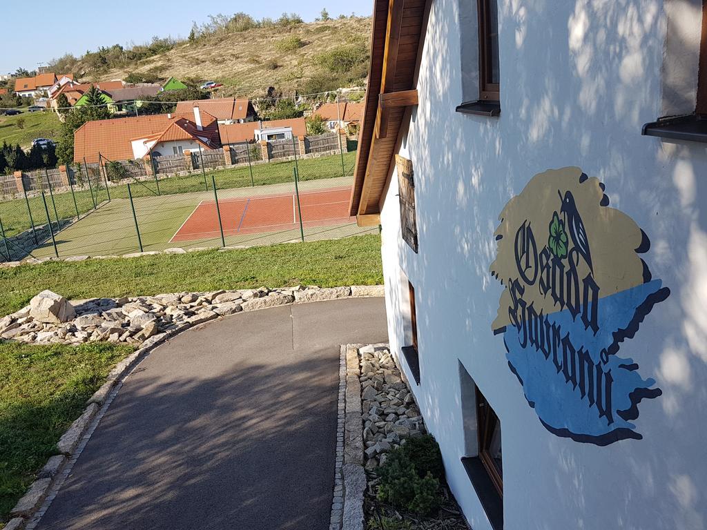 Osada Havranu Hotel Hnanice  Bagian luar foto