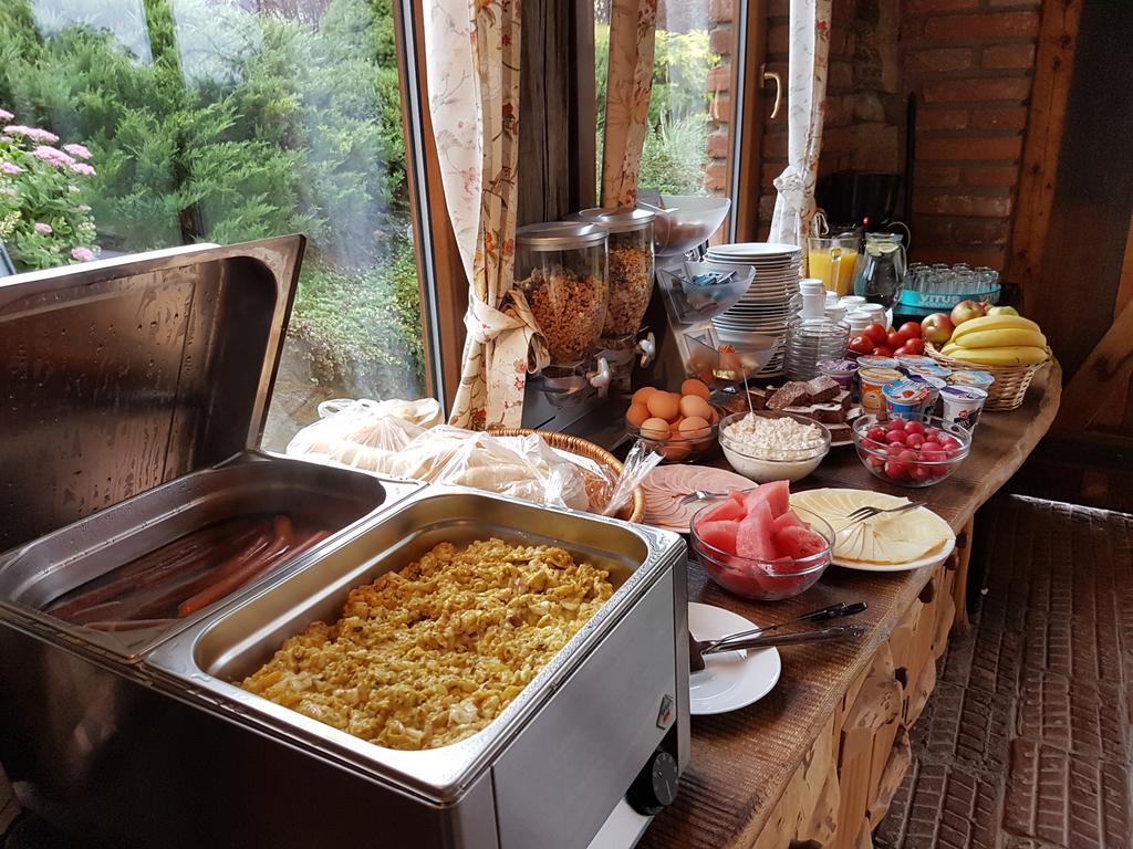 Osada Havranu Hotel Hnanice  Bagian luar foto